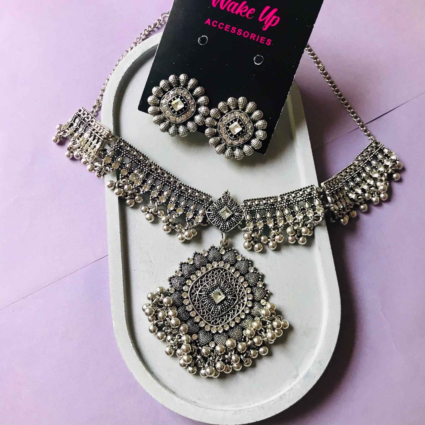 Traditional Jewelry Set