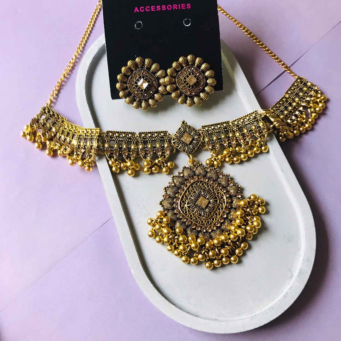 Traditional Jewelry Set