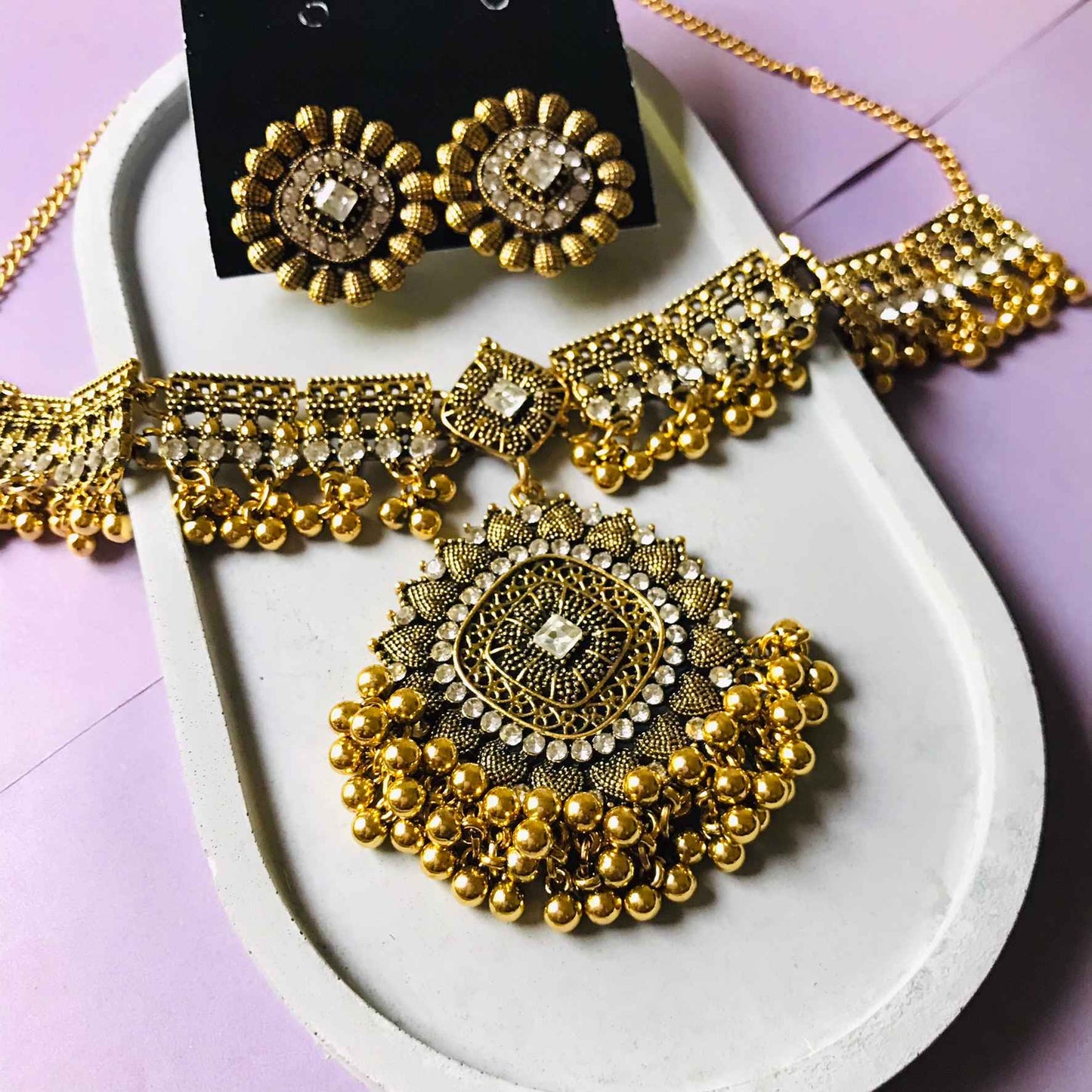 Traditional Jewelry Set
