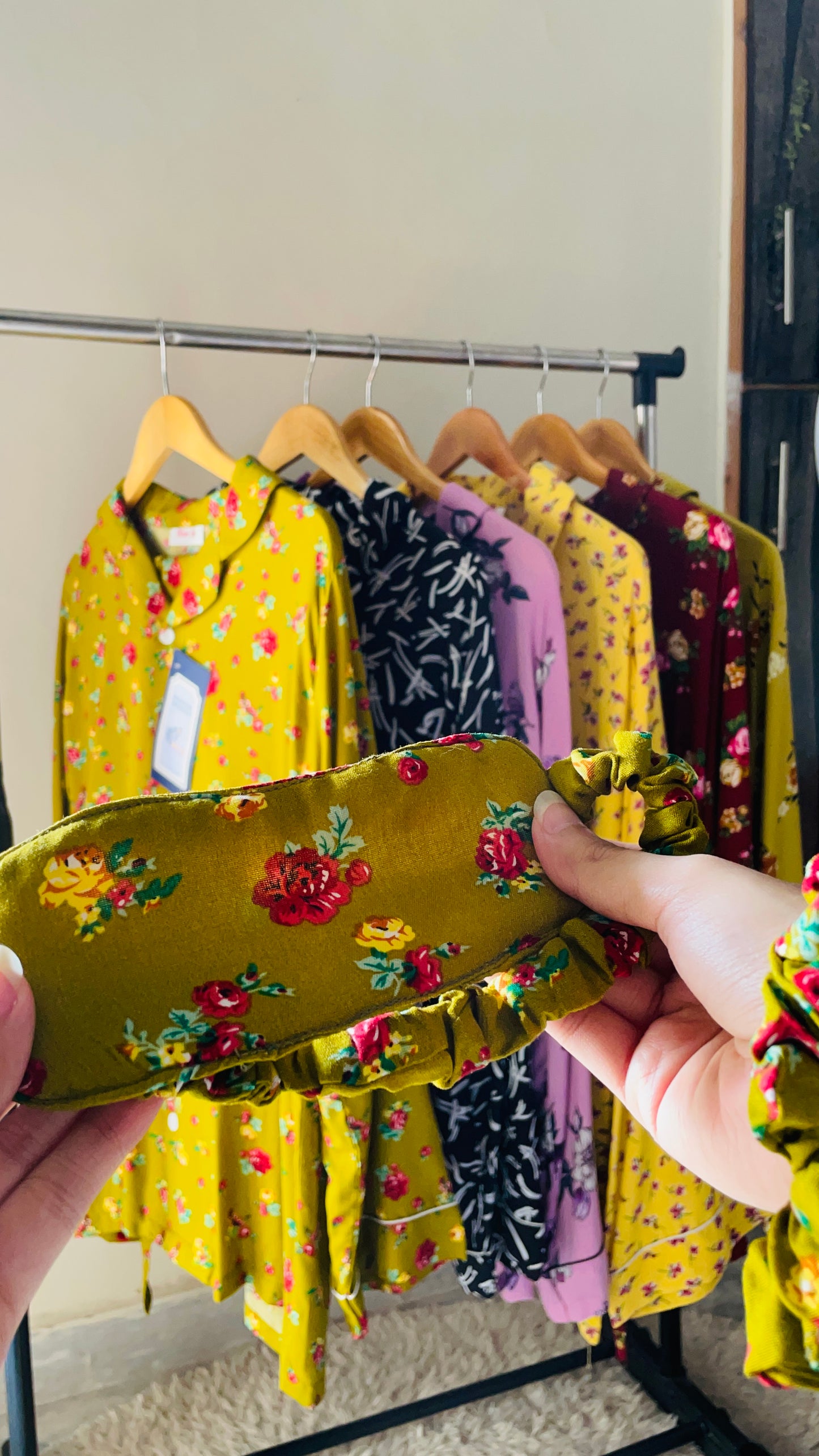 Green floral 💚 - Luxury stone Linen