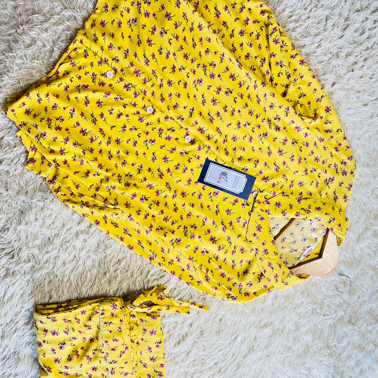 Yellow Floral 💚 - Luxury stone Linen