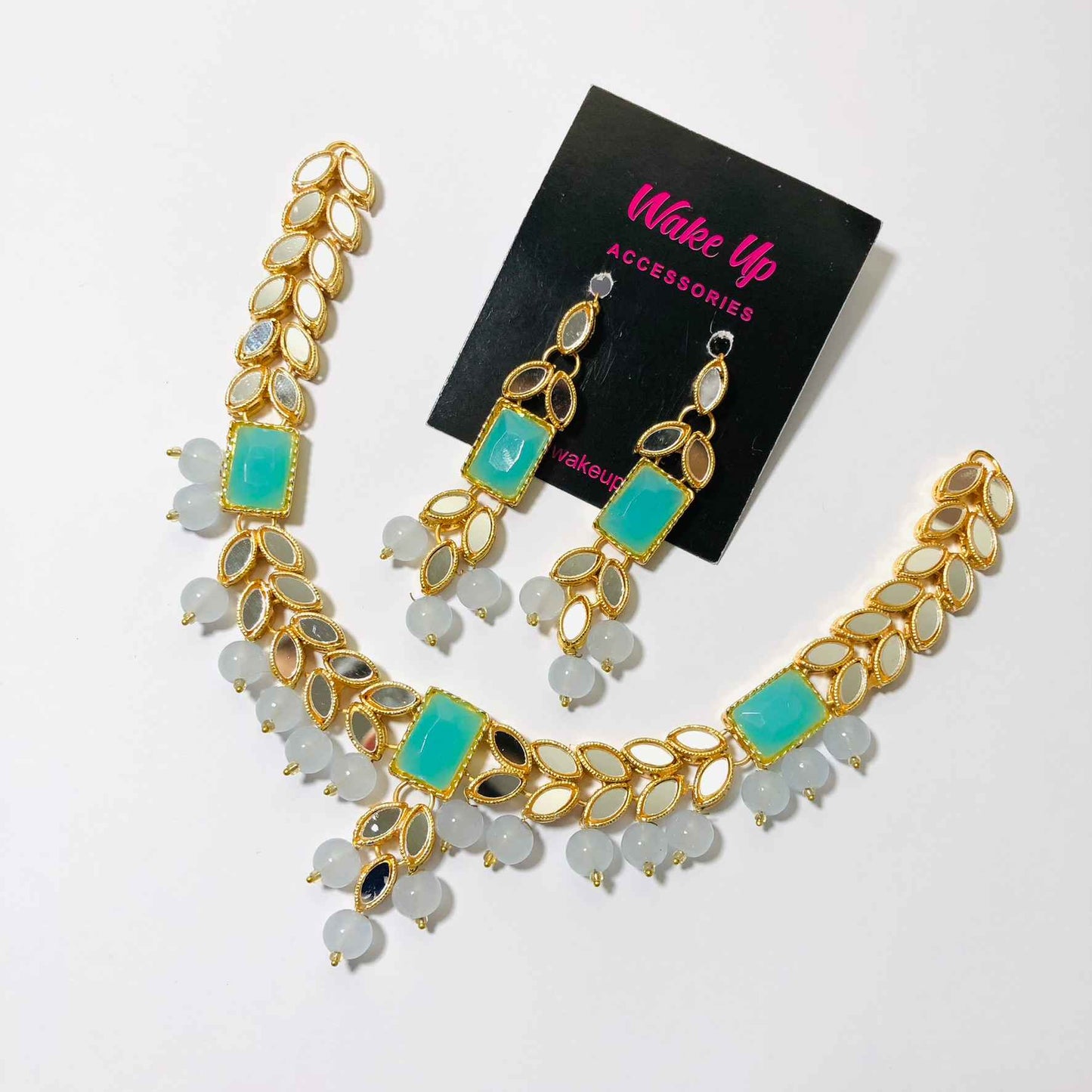Trendy & Stylish Kundun Necklace With Earrings
