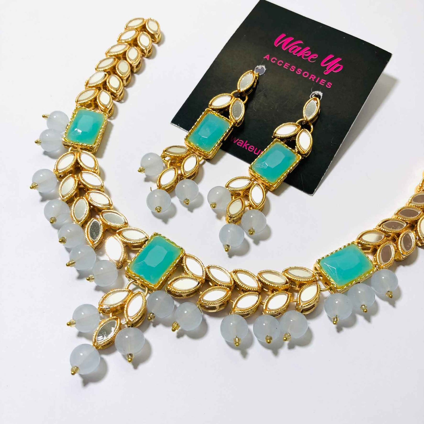 Trendy & Stylish Kundun Necklace With Earrings