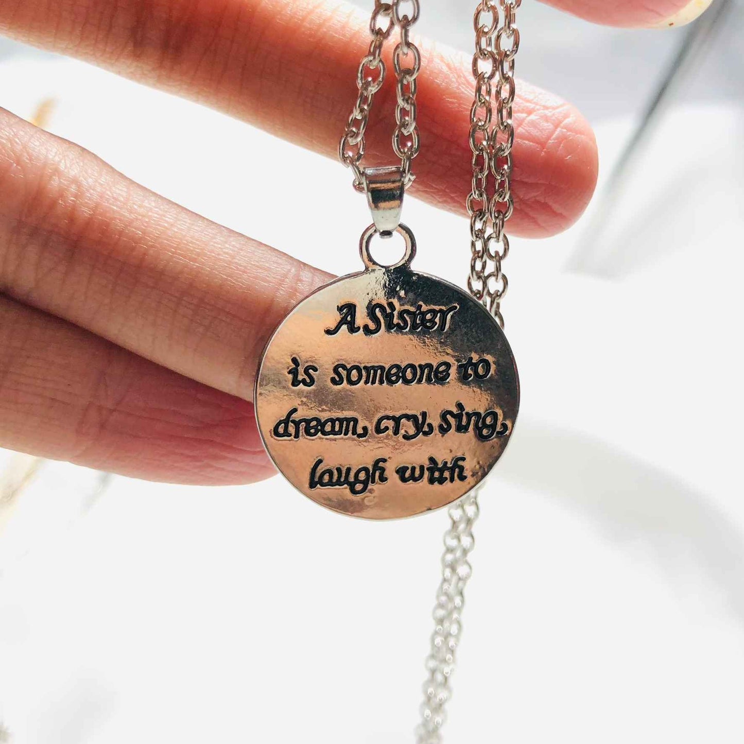 Best Sister Pendant
